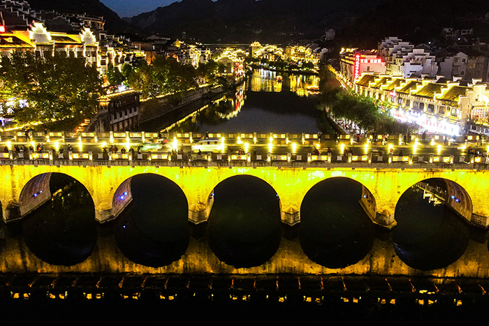 景區(qū)文旅夜游亮化工程