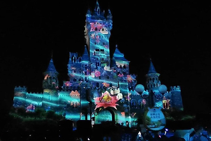 景區(qū)3D全息投影：不只是一場秀，更是游客二次消費(fèi)的催化劑！