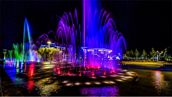 水景在做亮化照明的時候應(yīng)該注意什么？