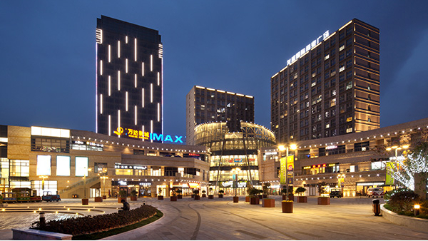 提升商圈的知名度，商業(yè)廣場燈光設(shè)計(jì)不可少