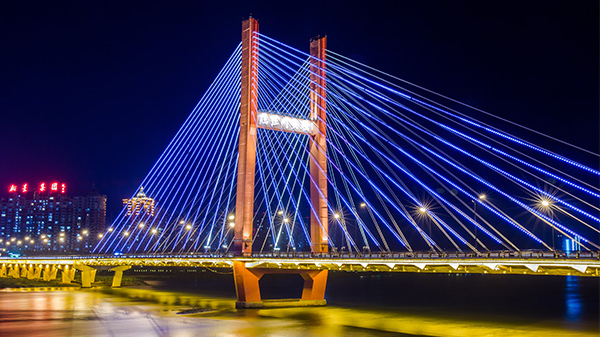 承接戶外亮化工程都需要具備哪些資質(zhì)？