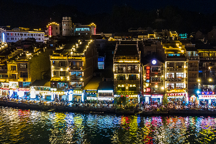 做亮化沒有選擇一站式亮化公司，小心會(huì)踩這些坑！